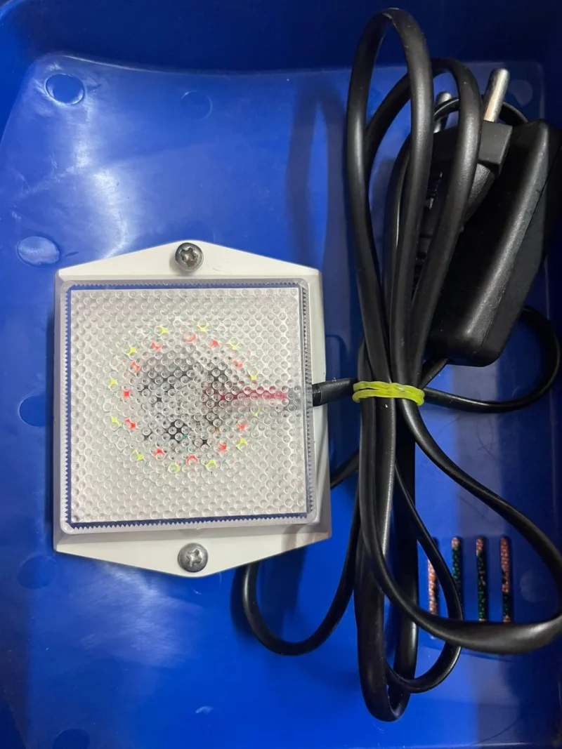 7 COLOUR light for fish tank like mini aquarium and big mini aquarium WITH SWITCH